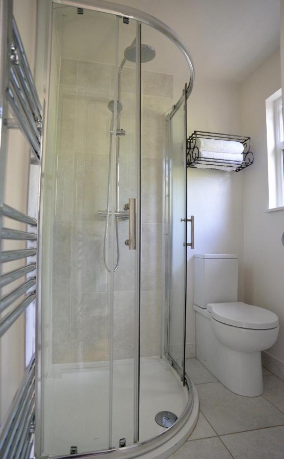 Cute Self-Contained Guest Room With Ensuite And Private Decked Porch In Glastonbury Exterior foto